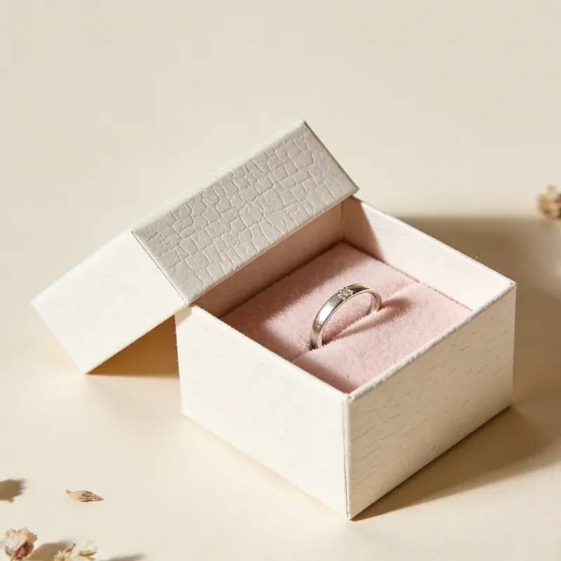 Deep embossing cream leather texture ring box Zhengyang Printing Dongguan